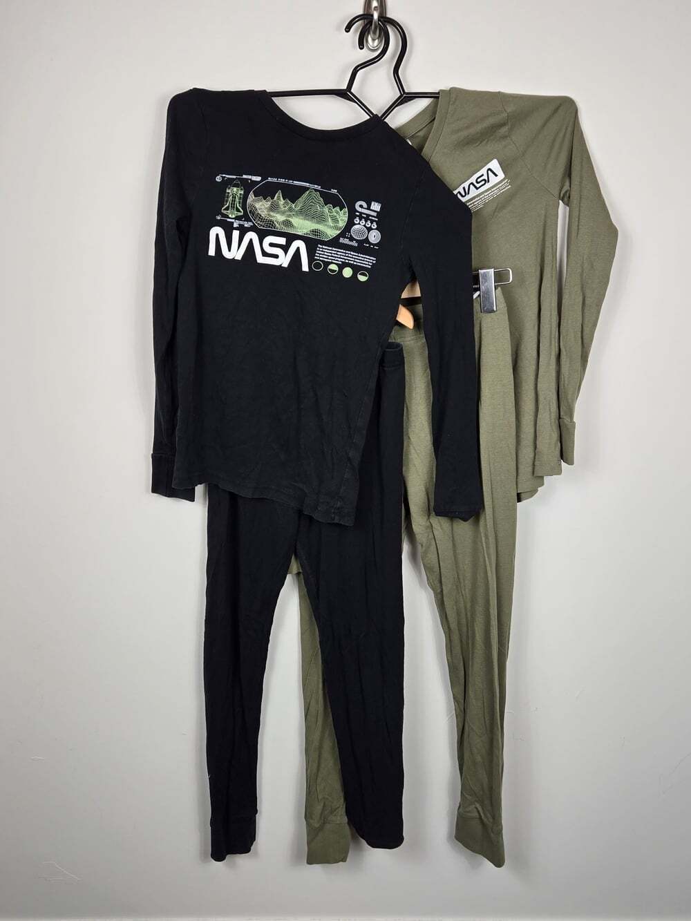 H&M Kids NASA Pajama Sets 13Y Black Olive Green 4 Piece Space PJs